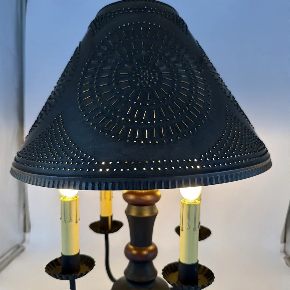 Cedar Creek Lamp W/Sturbridge Red Over Black & Kettle Black Punched Tin Shade